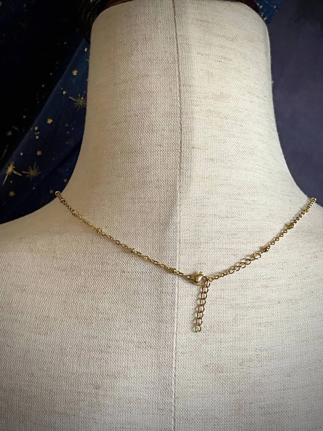 Baroque Inspired Ornate Pendant Necklace in Gold